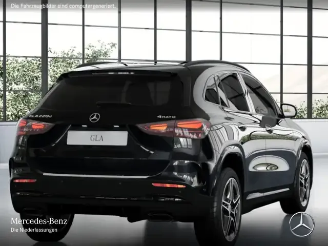Mercedes-Benz GLA 220