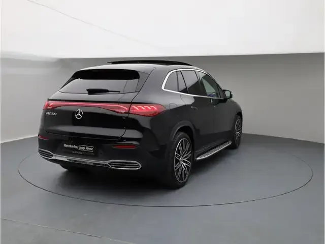 Mercedes-Benz EQE SUV
