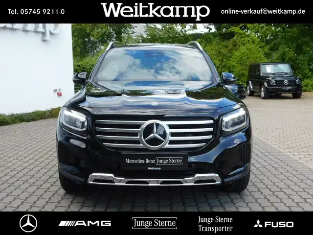 Mercedes-Benz GLB 180