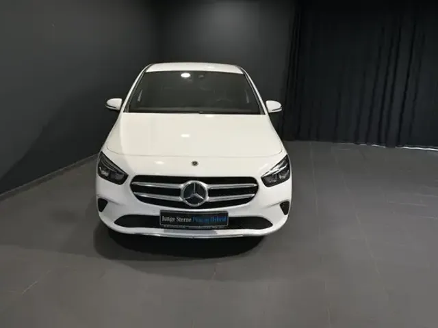 Mercedes-Benz B 250