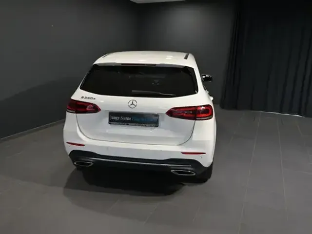Mercedes-Benz B 250
