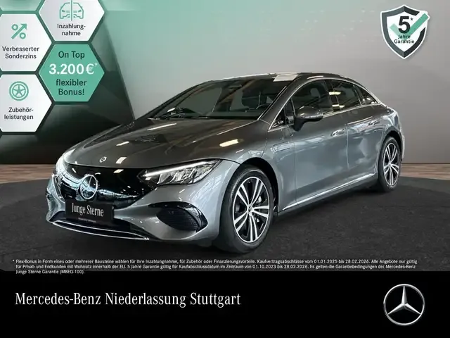 Mercedes-Benz EQE 300