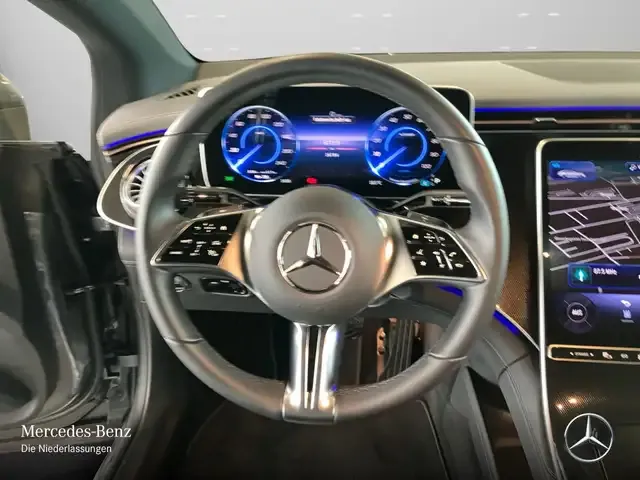 Mercedes-Benz EQE 300