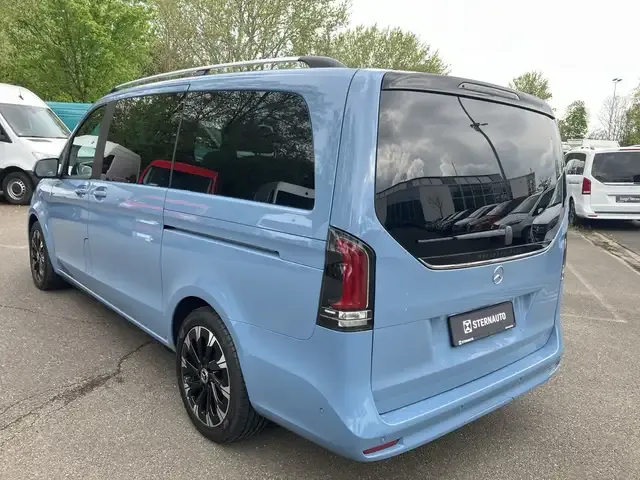 Mercedes-Benz V 250