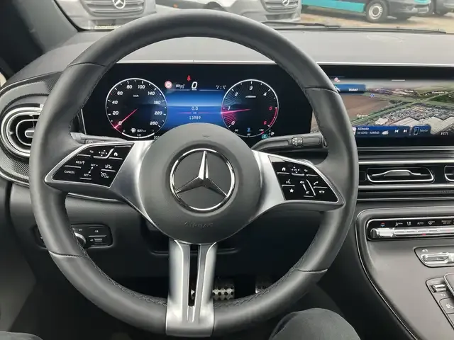 Mercedes-Benz V 250