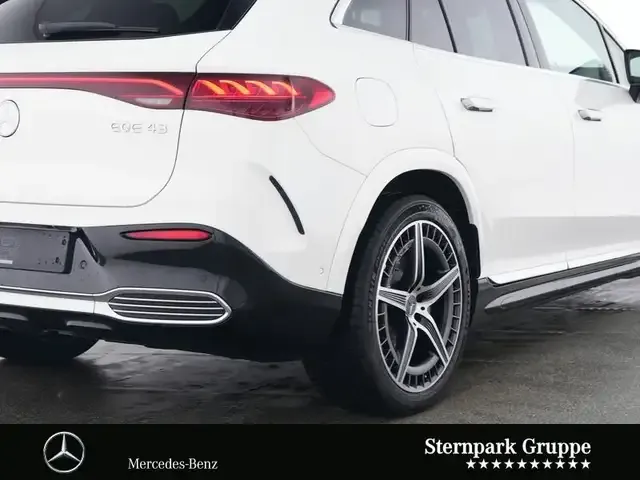 Mercedes-Benz EQE SUV