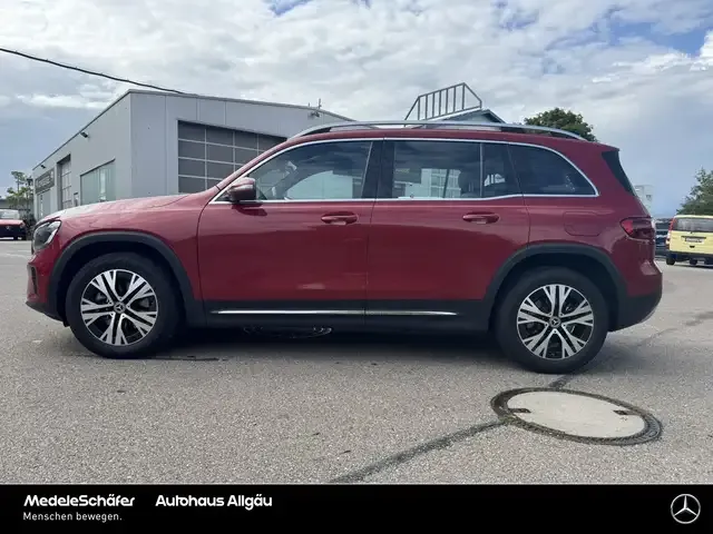 Mercedes-Benz GLB 200