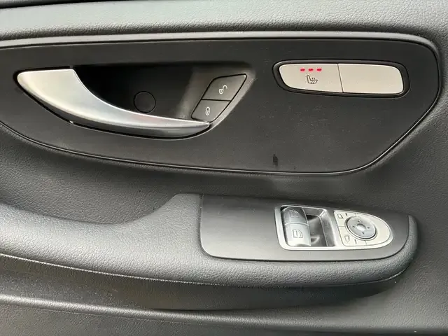 Mercedes-Benz EQV 300