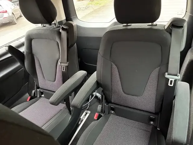 Mercedes-Benz EQV 300