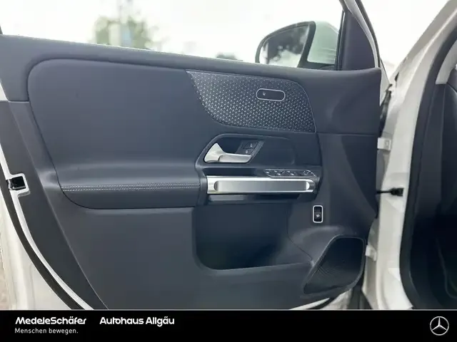Mercedes-Benz EQB 350