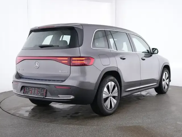 Mercedes-Benz EQB 300