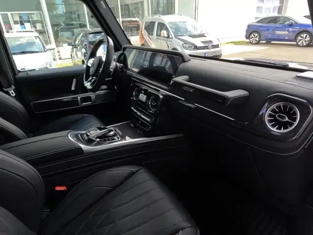 Mercedes-Benz G
