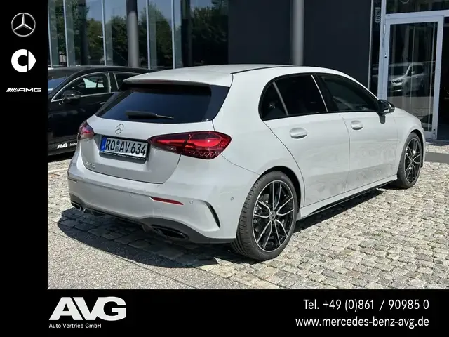 Mercedes-Benz A 200
