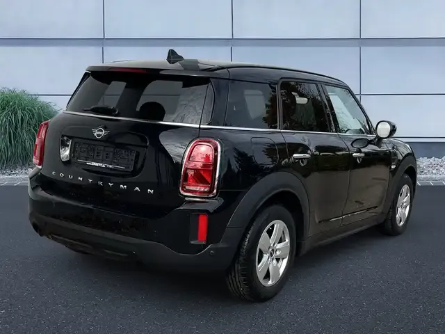 MINI One Countryman