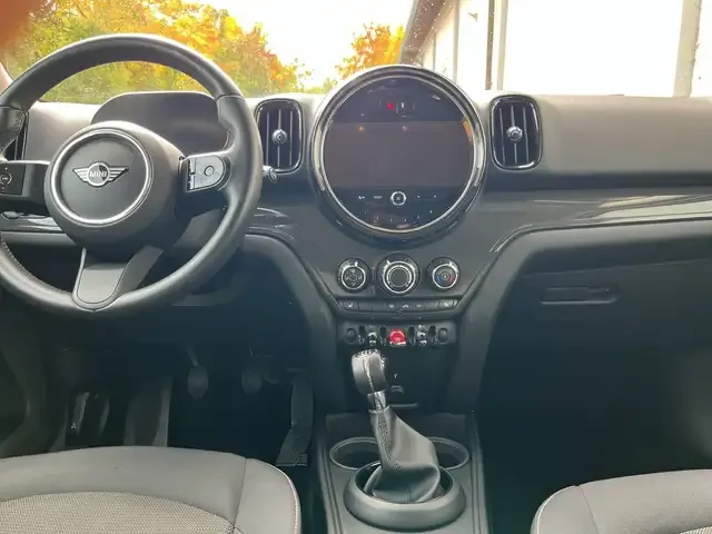 MINI One Countryman