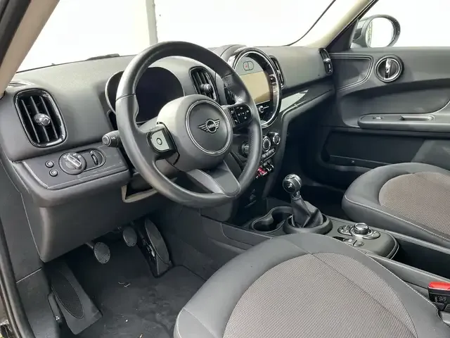 MINI One Countryman