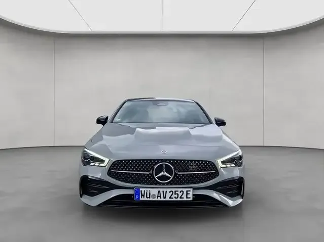 Mercedes-Benz CLA 250