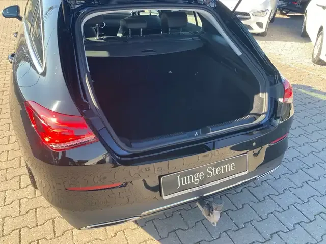 Mercedes-Benz CLA 220