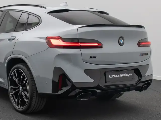BMW X4 M
