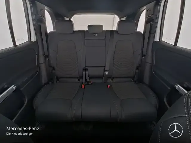 Mercedes-Benz EQB 300
