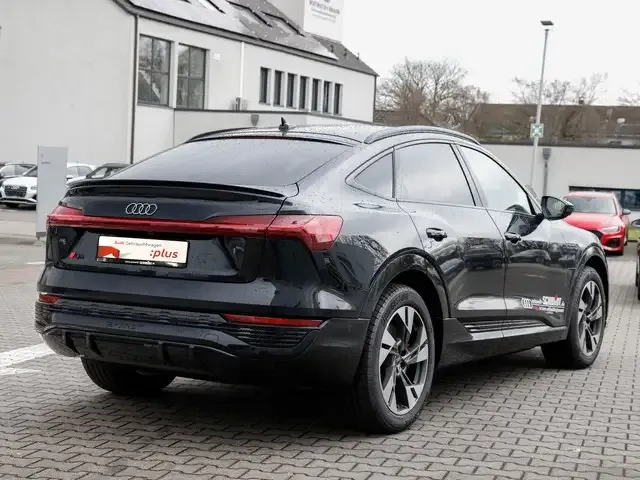 Audi Q8 e-tron