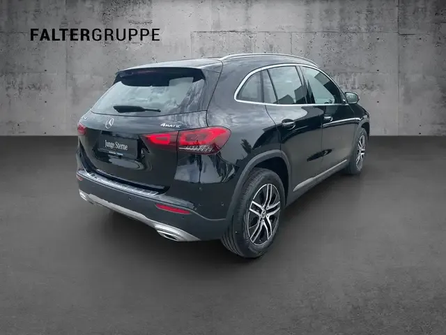 Mercedes-Benz GLA 250