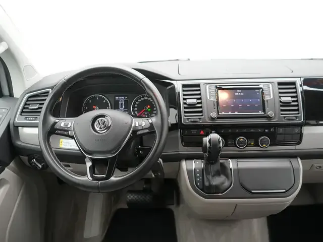 Volkswagen T6 California