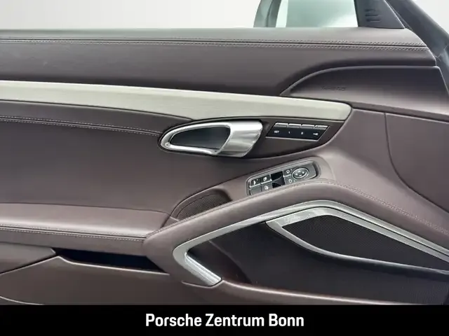Porsche 991