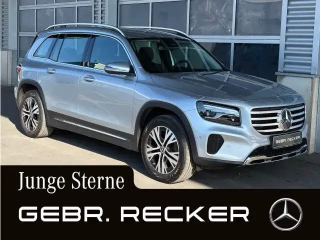 Mercedes-Benz GLB 200