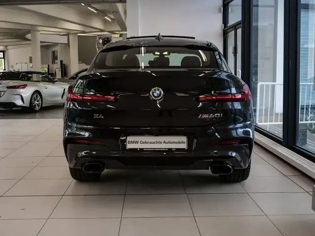 BMW X4 M