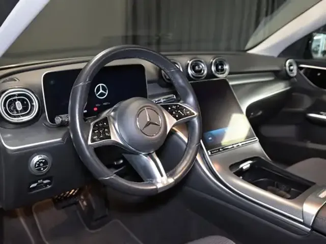 Mercedes-Benz C 200