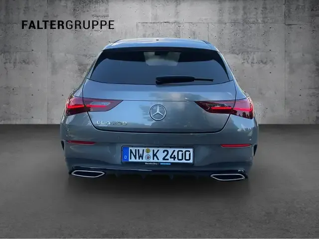 Mercedes-Benz CLA 200