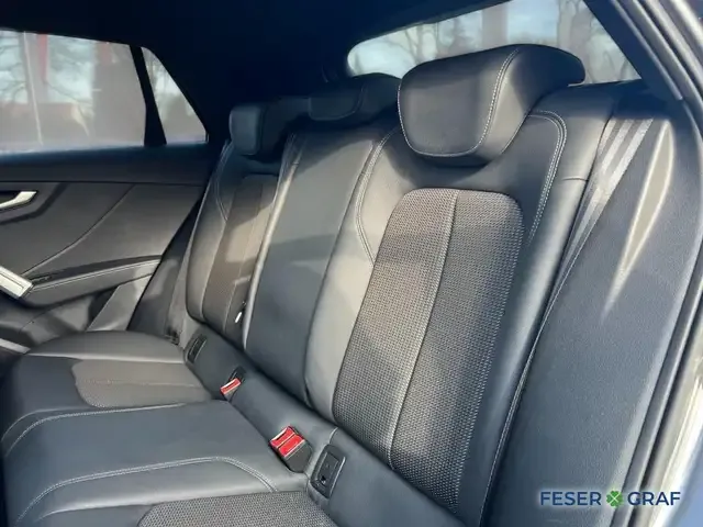 Audi SQ2