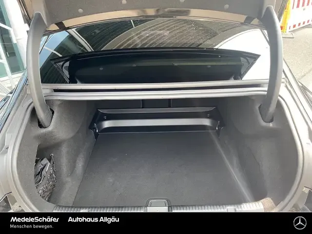 Mercedes-Benz EQE 53