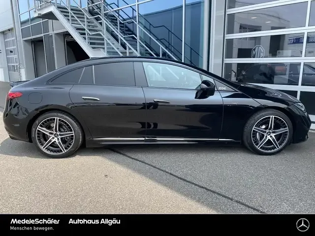 Mercedes-Benz EQE 53
