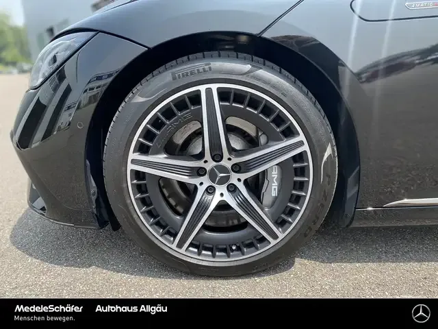 Mercedes-Benz EQE 53