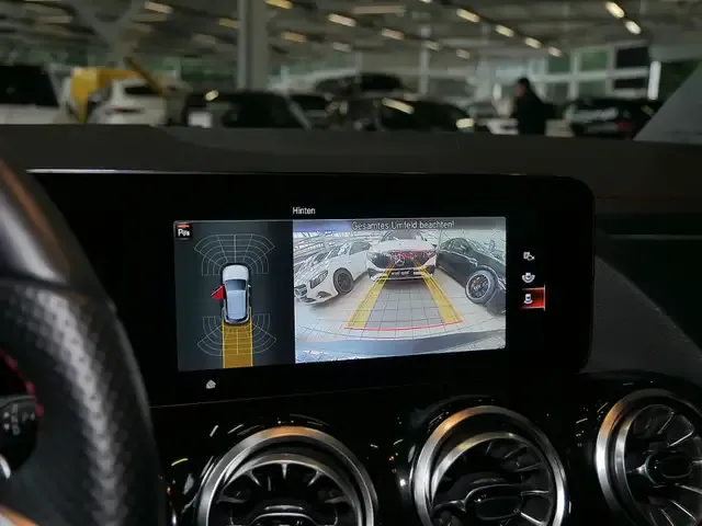Mercedes-Benz EQA 250