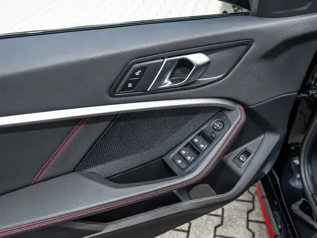 BMW 128
