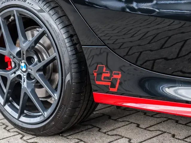 BMW 128