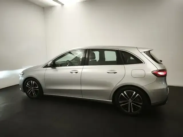 Mercedes-Benz B 250