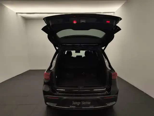 Mercedes-Benz EQB 300