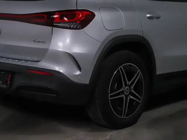 Mercedes-Benz EQA 300