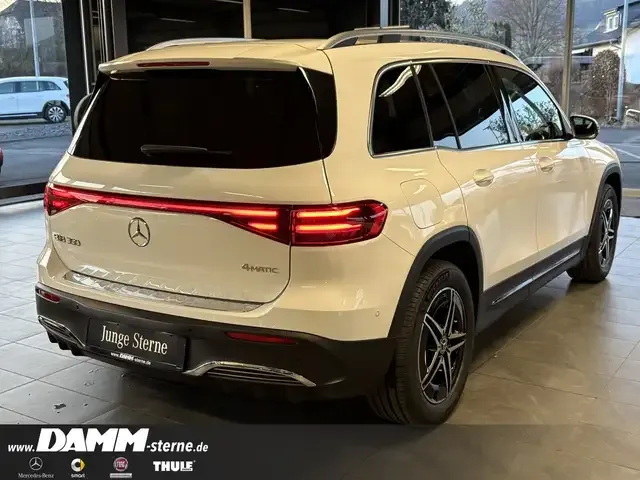 Mercedes-Benz EQB 350