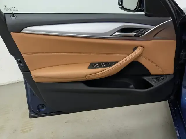 BMW 545