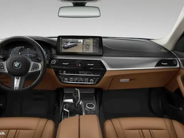 BMW 545