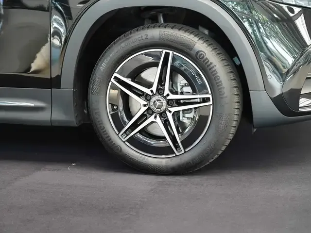Mercedes-Benz EQB 300