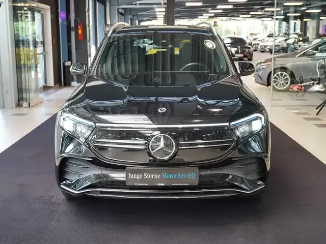 Mercedes-Benz EQB 300