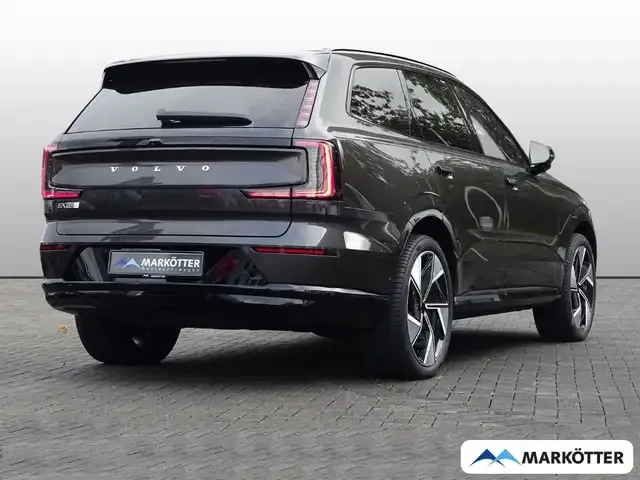 Volvo EX90
