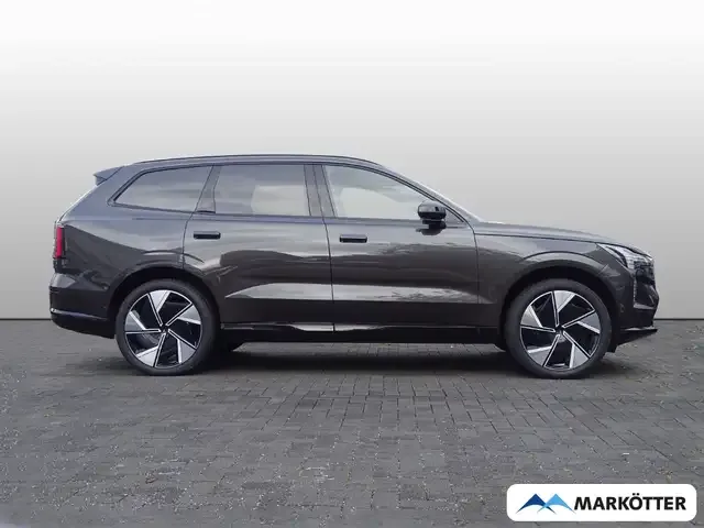 Volvo EX90