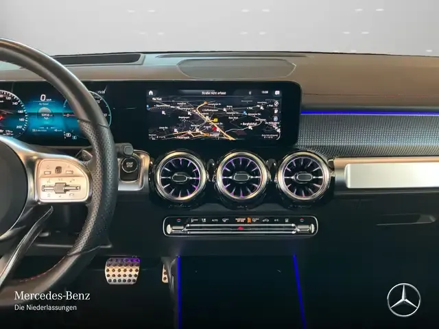 Mercedes-Benz EQB 300
